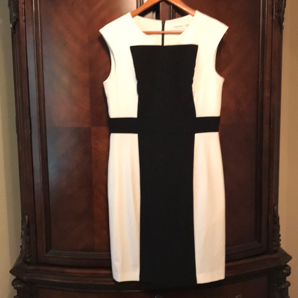 Calvin Klein Dress Size 10 Black/white